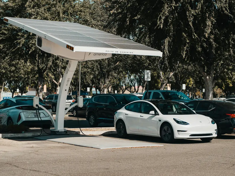 PUBLISHED THOUGHT-LEADERSHIP | READY TO REPURPOSE | SIMILAR COPY AVAILABLE | IMAGERY INCLUDED

Europe’s electric vehicle transition faces setbacks as manufacturers delay plans amid economic and market uncertainties.