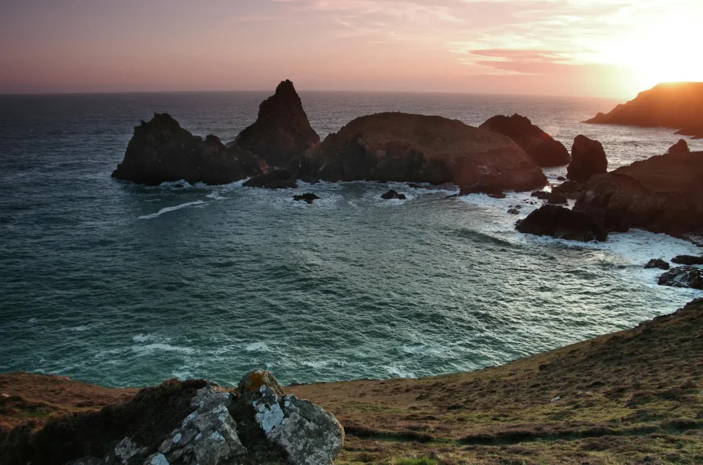PUBLISHED THOUGHT-LEADERSHIP | READY TO REPURPOSE | SIMILAR COPY AVAILABLE | IMAGERY INCLUDED

Discover top wild swimming spots, eateries, and cozy stays in the West Country—where nature meets refreshing adventure.