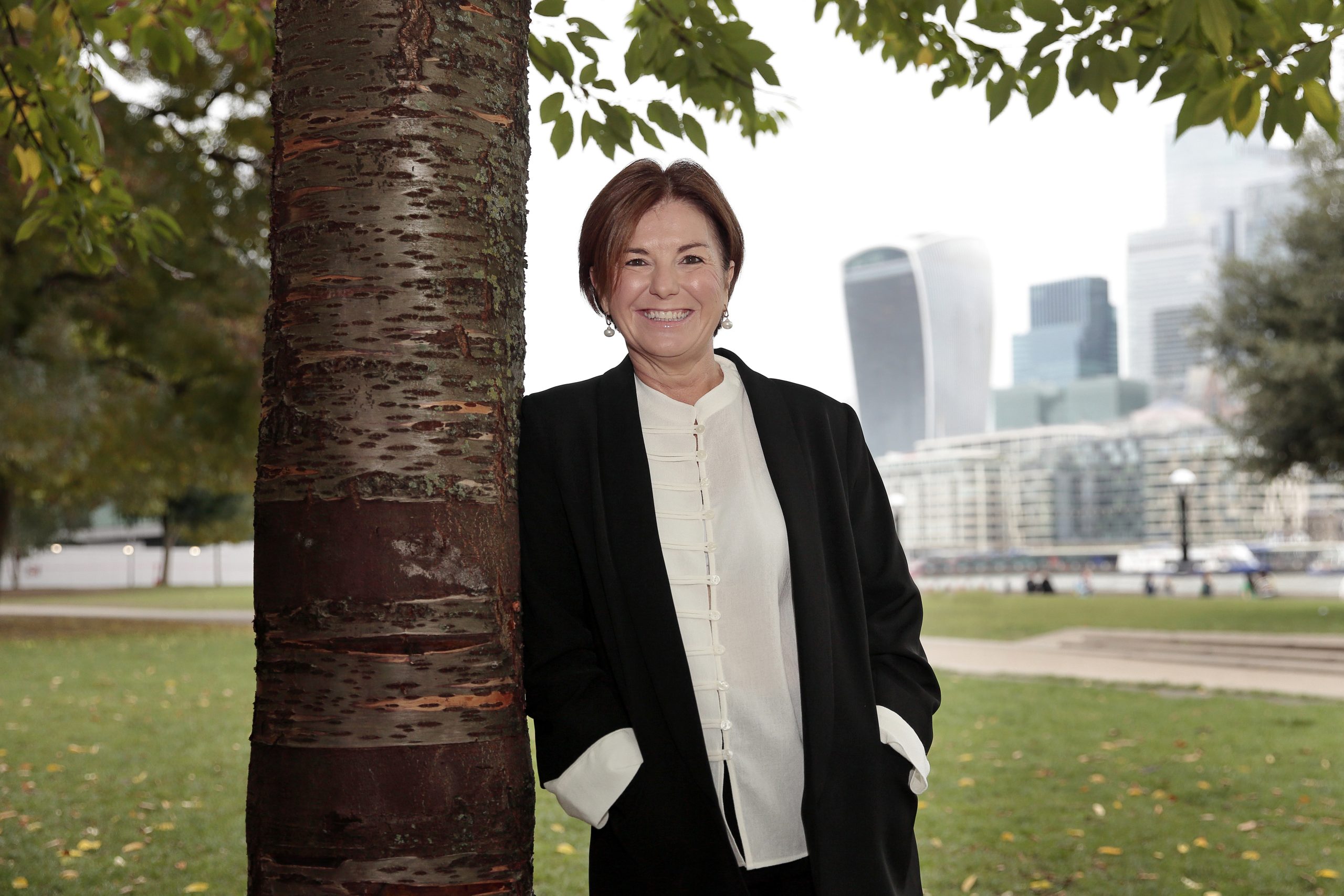 Deborah Lyon | Author, Entrepreneur & Advocate for Child Literacy - Image 2