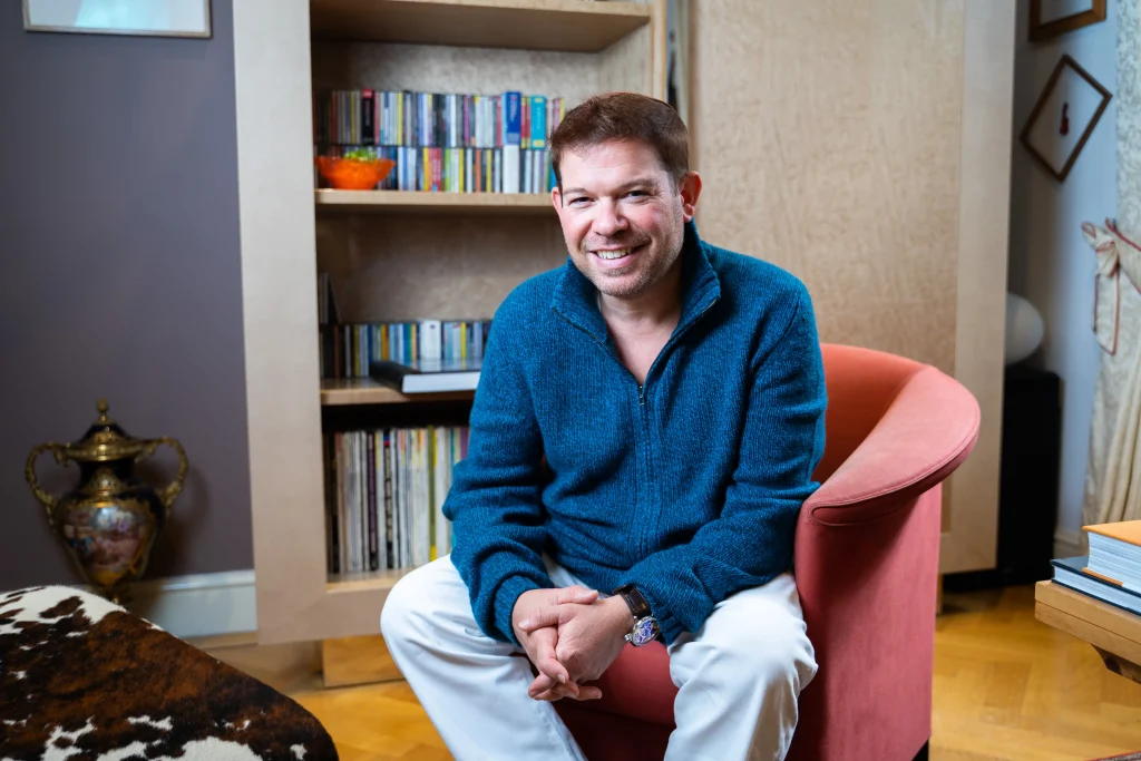 PUBLISHED THOUGHT-LEADERSHIP | READY TO REPURPOSE | SIMILAR COPY AVAILABLE | IMAGERY INCLUDED
This article explains why children remember unscripted parenting moments most, revealing how ordinary daily presence builds stronger emotional bonds.